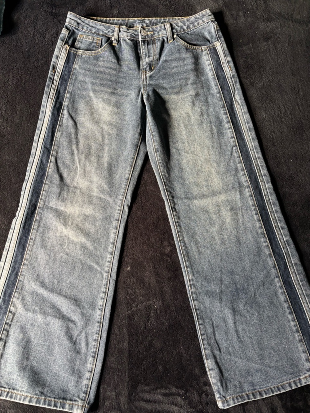 Women’s Two-Tone Blue Wide-Leg Jeans